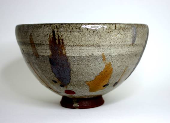 Imagen que contiene interior, tabla, pequeo, florero

Descripcin generada automticamente