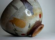 Imagen que contiene interior, pared, sentado, mesa

Descripcin generada automticamente